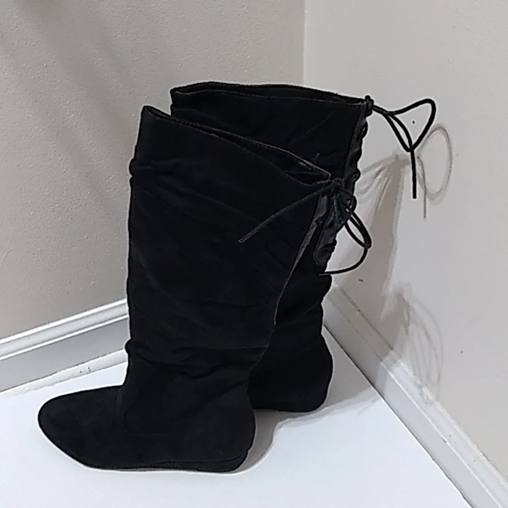 2 Lips Too Sloucher Boots